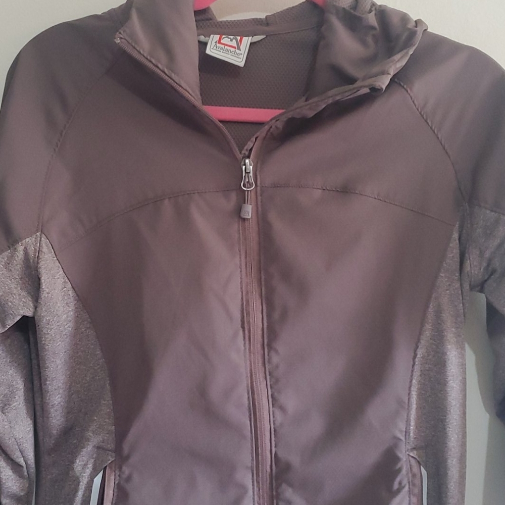 Avalanche  Zip- Up  Windbreaker. - Picture 4 of 13